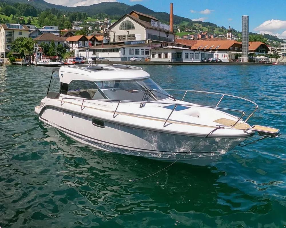 BoatPhoto.coverAlt