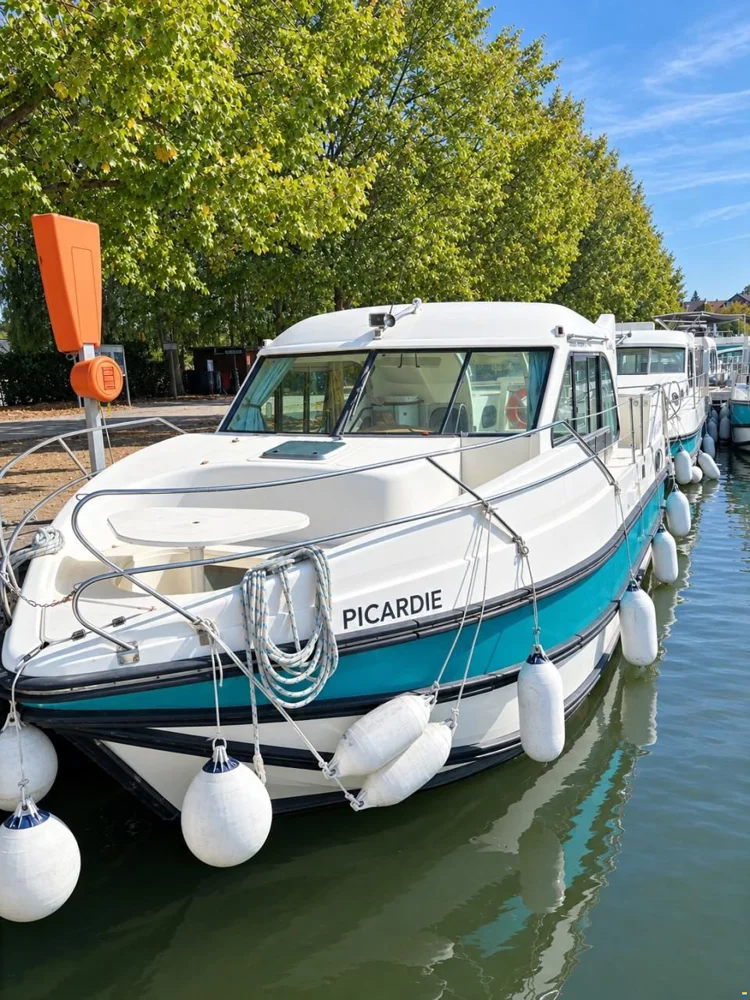 BoatPhoto.alt