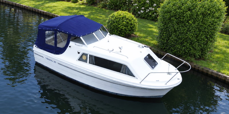 BoatPhoto.coverAlt