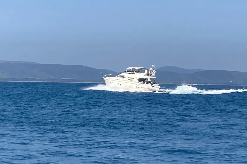 BoatPhoto.alt