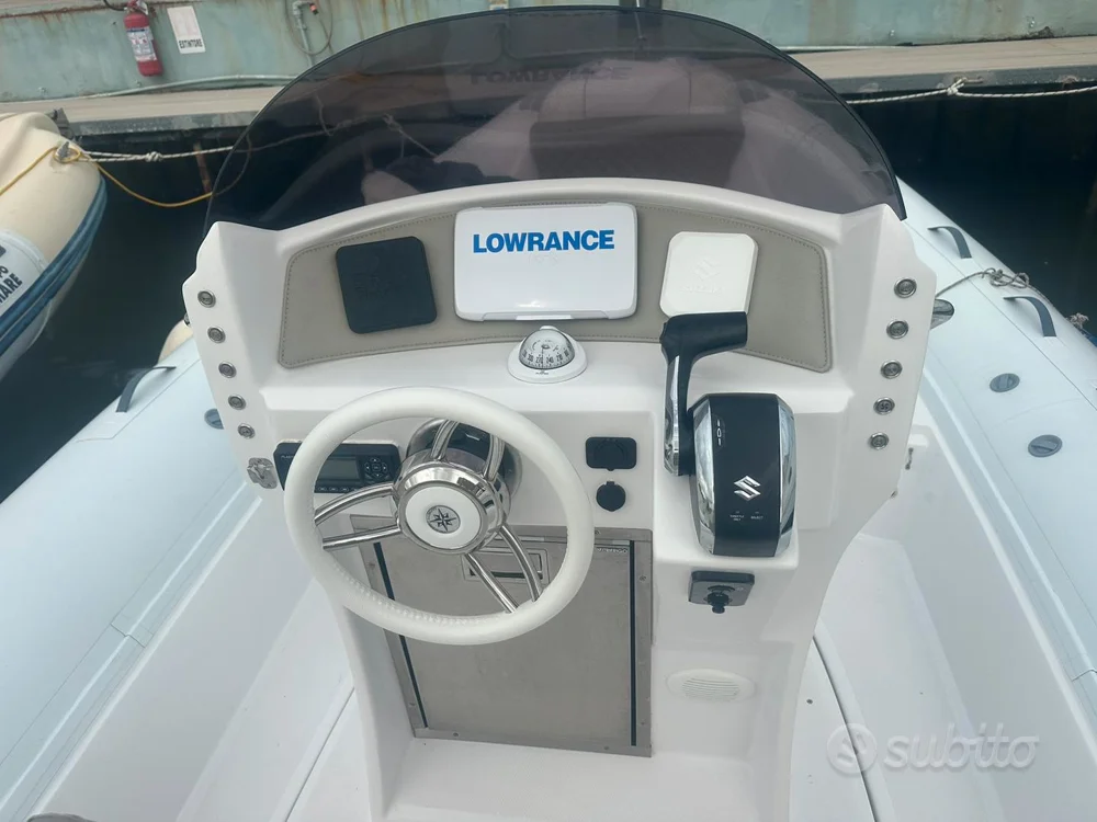 BoatPhoto.coverAlt