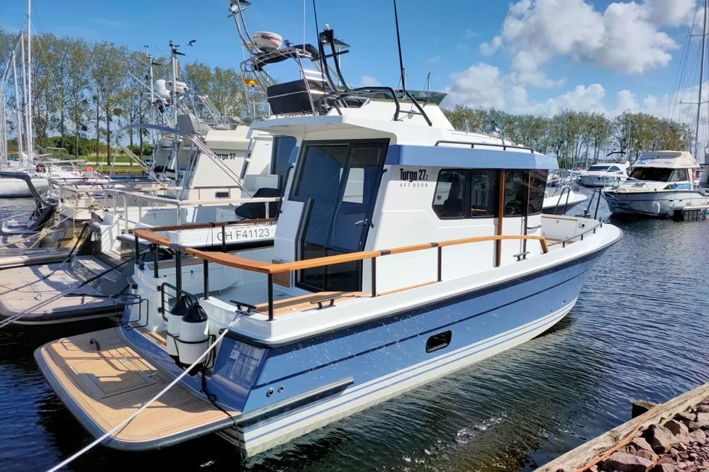 BoatPhoto.alt