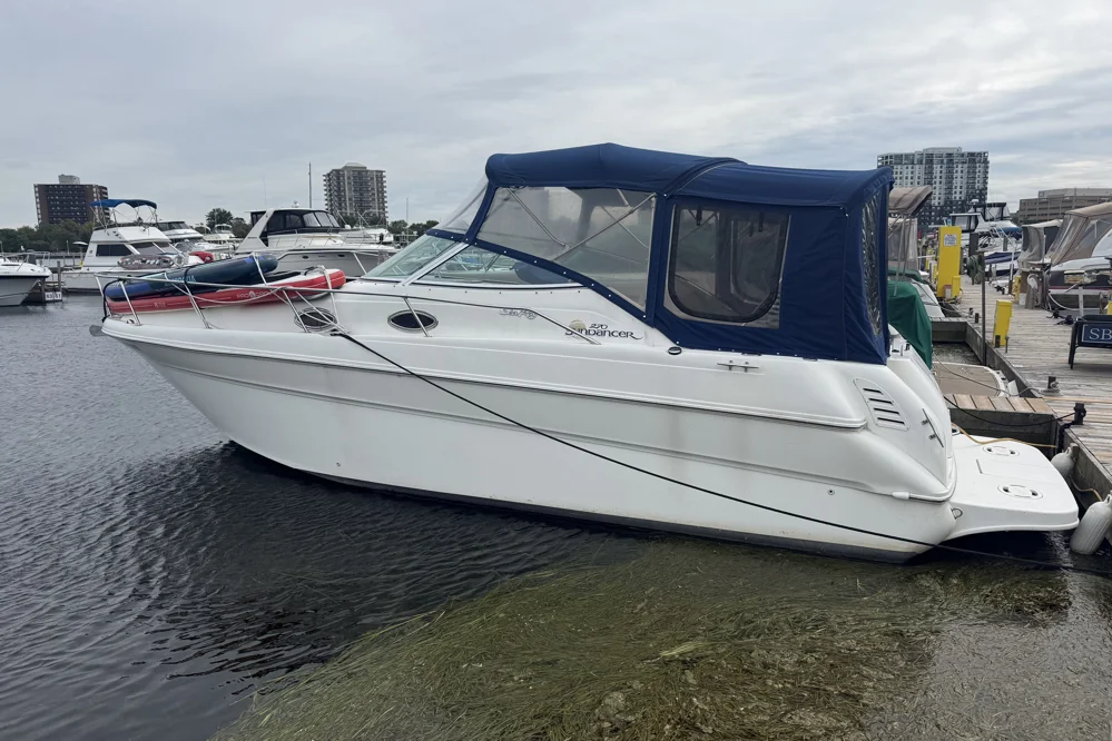 BoatPhoto.coverAlt