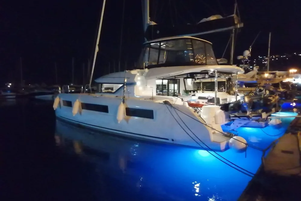 BoatPhoto.alt