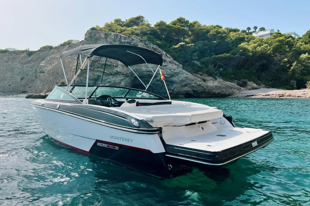 BoatPhoto.alt
