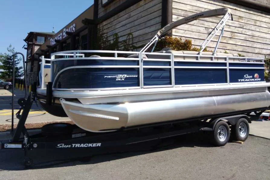 BoatPhoto.alt