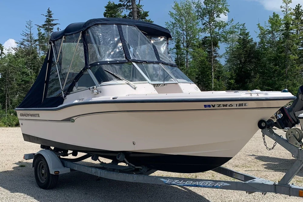 BoatPhoto.coverAlt