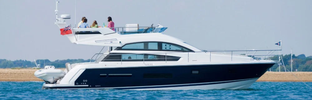 BoatPhoto.coverAlt