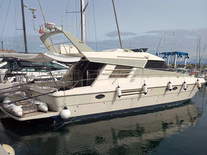 BoatPhoto.coverAlt