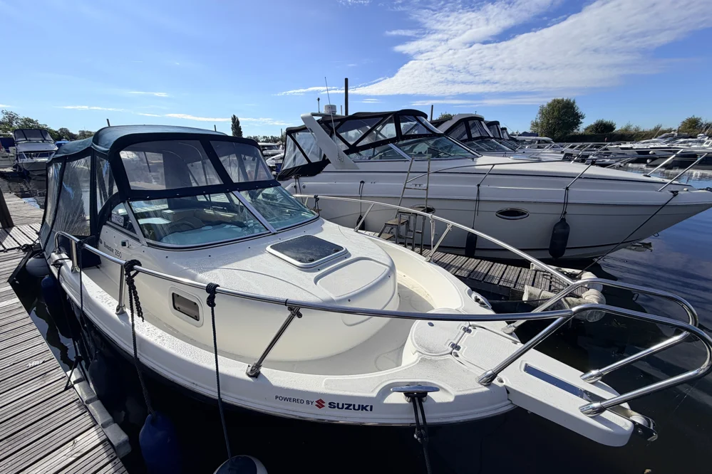 BoatPhoto.coverAlt
