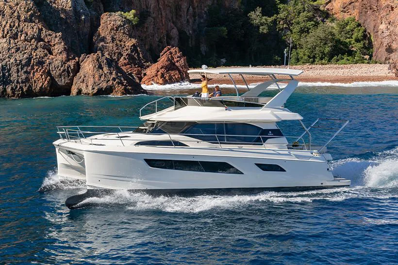 BoatPhoto.coverAlt