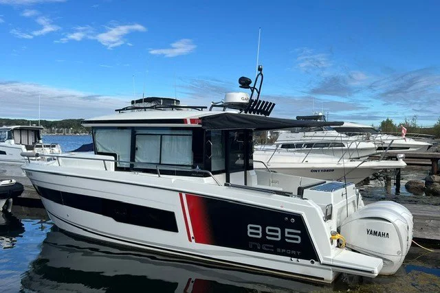 BoatPhoto.coverAlt