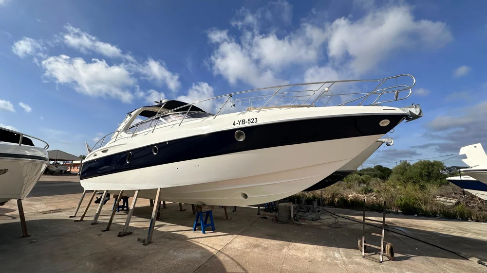 BoatPhoto.coverAlt