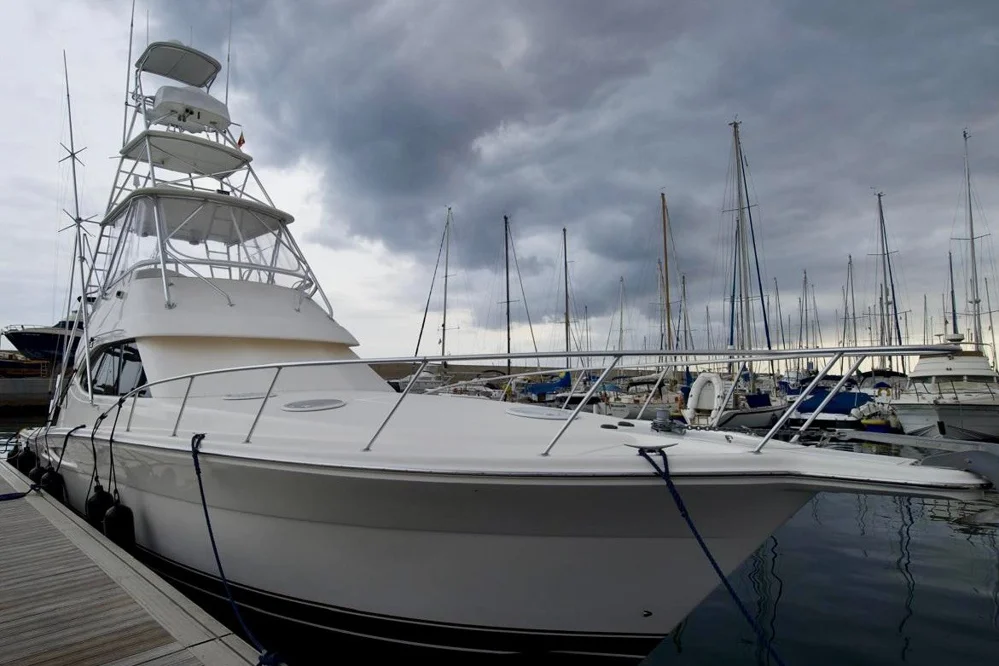 2005 RIVIERA 42 Flybridge for sale in El Puerto de Santa María, Spain, photo 3 of 5