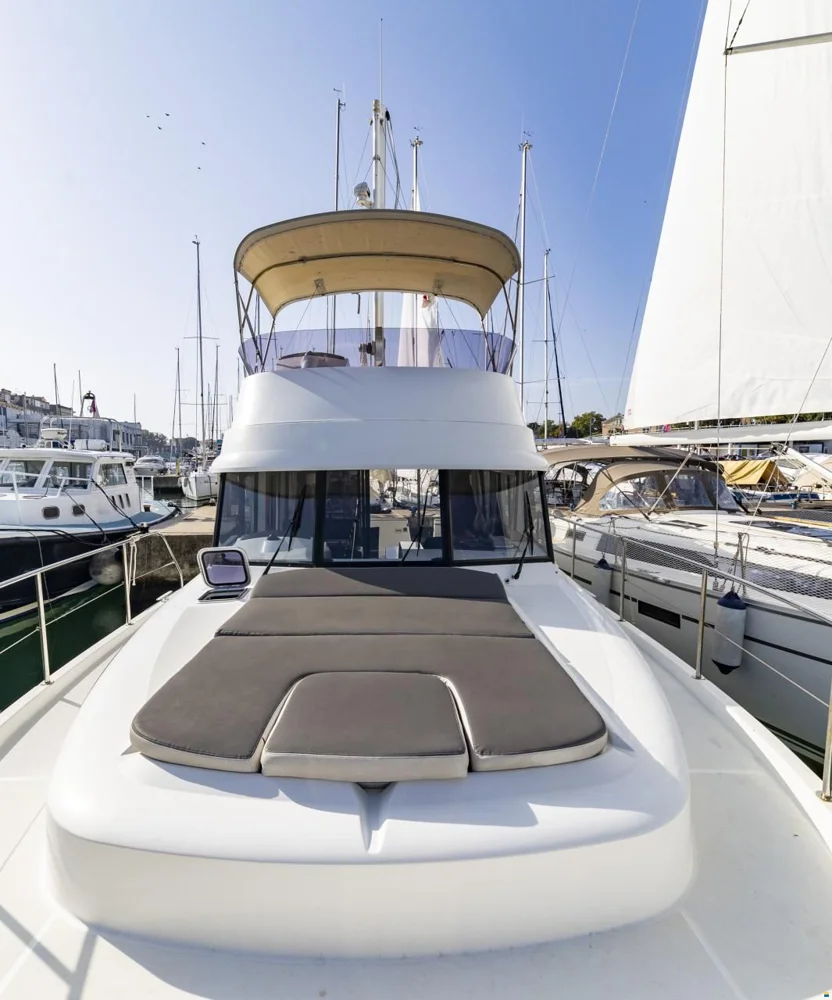 BoatPhoto.coverAlt