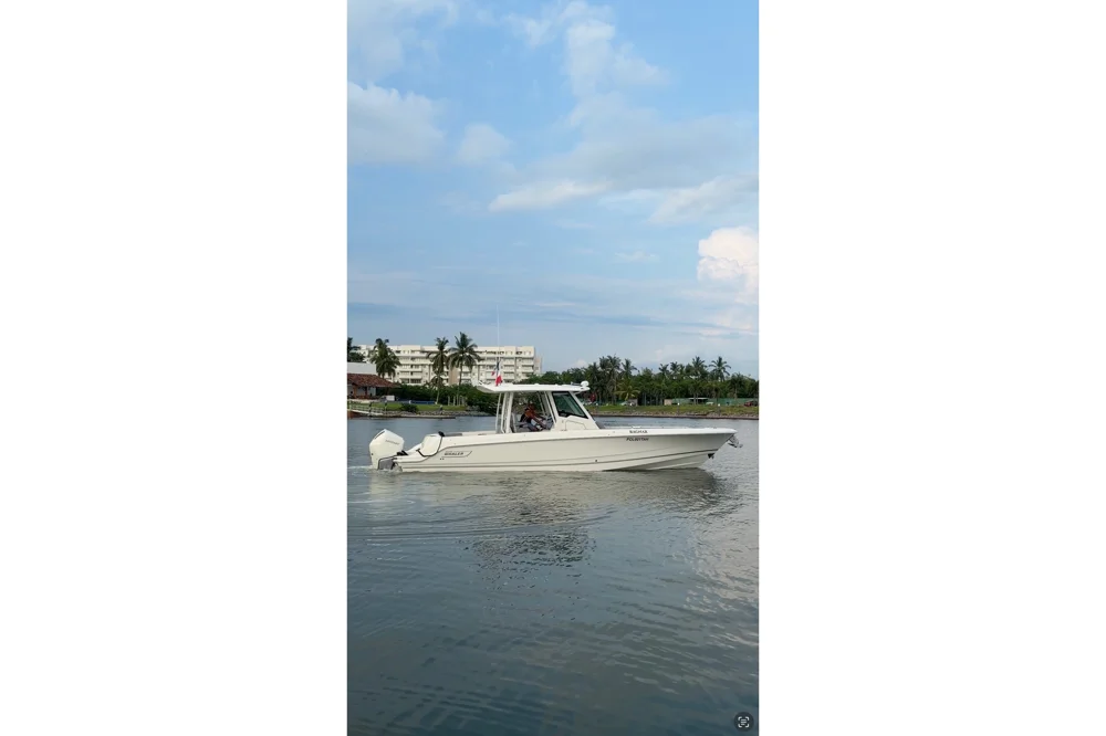 BoatPhoto.alt
