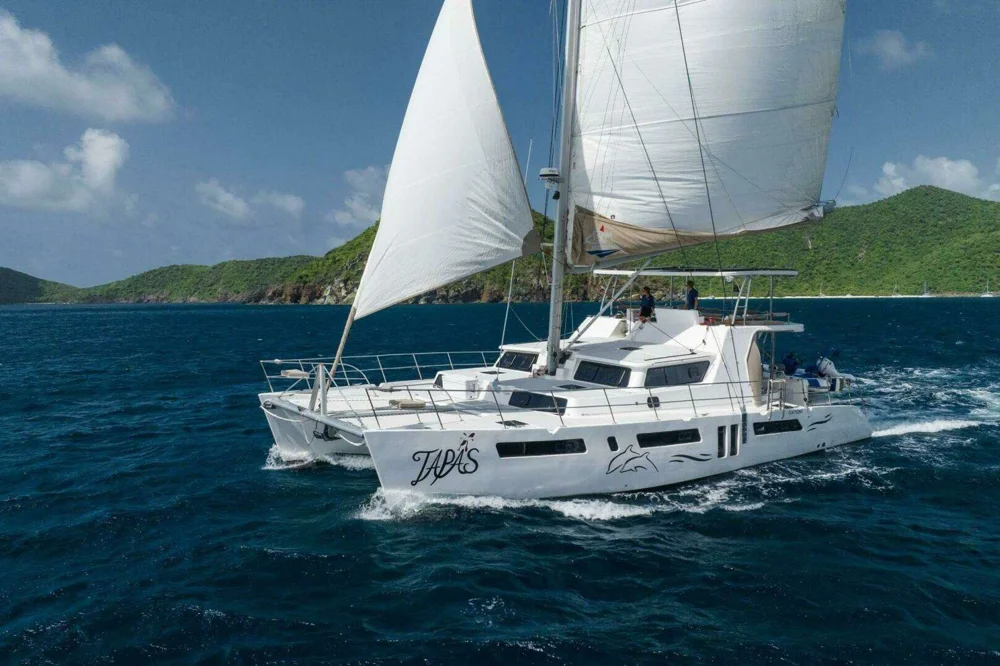 BoatPhoto.coverAlt