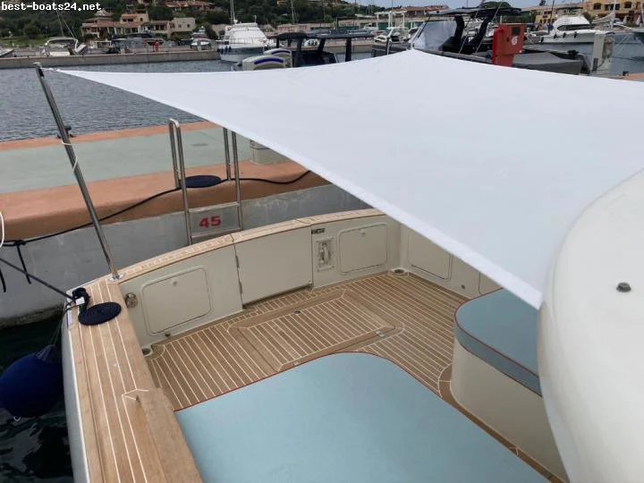 BoatPhoto.alt