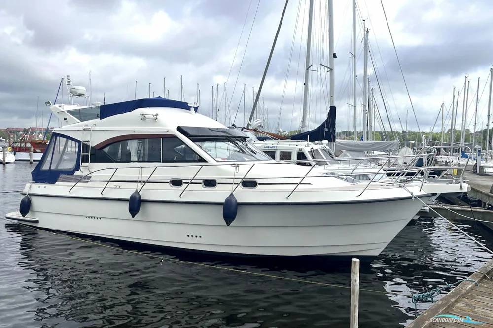 BoatPhoto.coverAlt