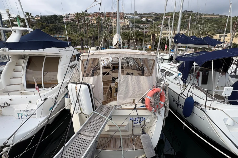 BoatPhoto.alt