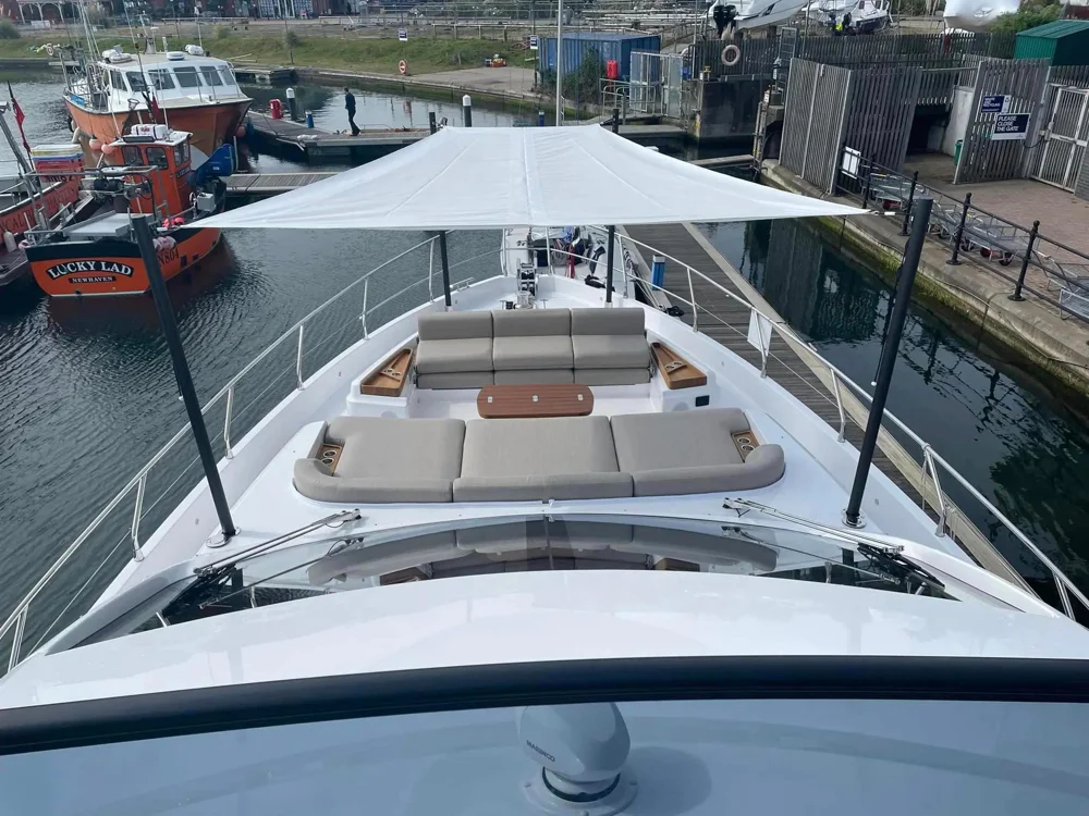 2024 Azimut Fly 68 for sale in Southampton, United Kingdom, photo 4 of 5