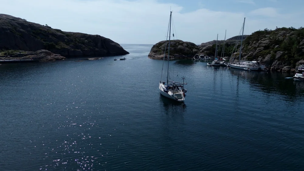 BoatPhoto.alt