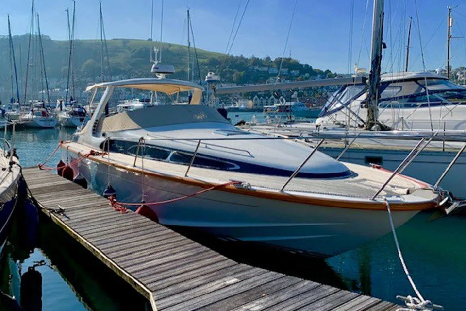 BoatPhoto.coverAlt