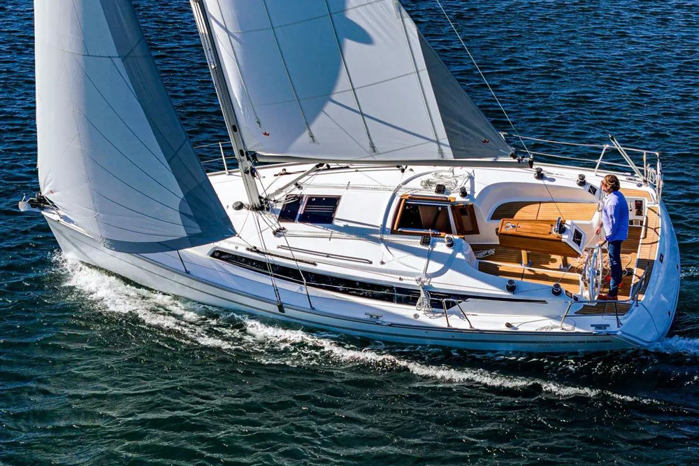 BoatPhoto.coverAlt