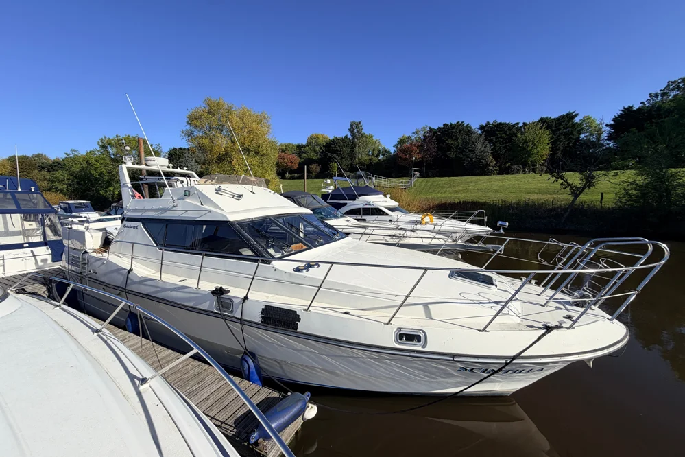 BoatPhoto.coverAlt