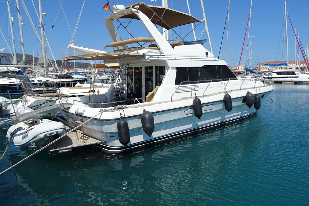 BoatPhoto.coverAlt
