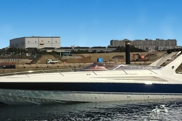 BoatPhoto.coverAlt