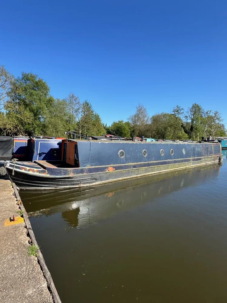 BoatPhoto.coverAlt