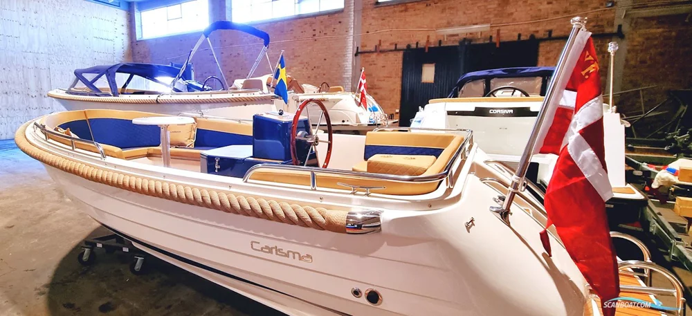 BoatPhoto.coverAlt