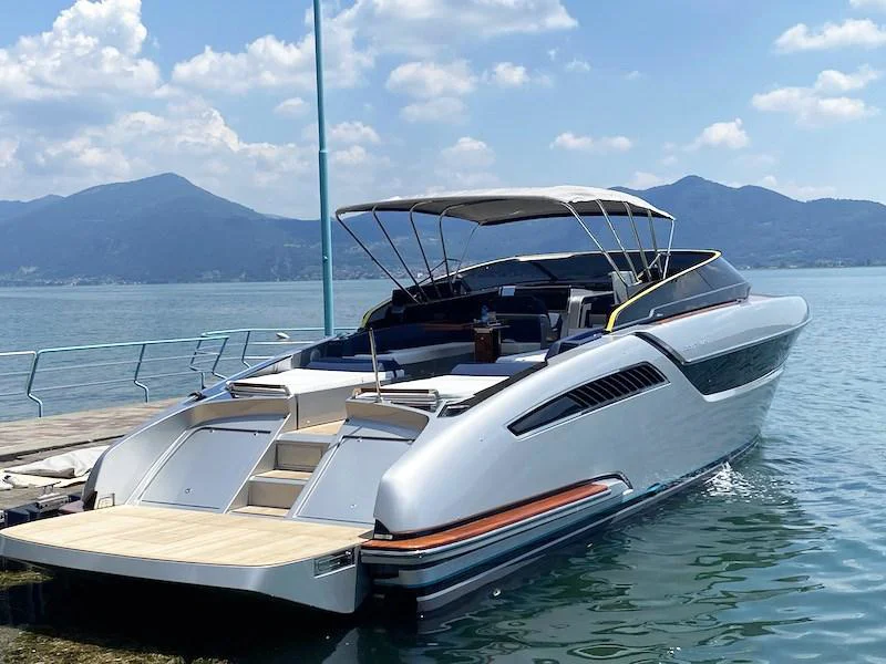 BoatPhoto.coverAlt