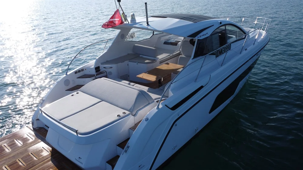 BoatPhoto.alt
