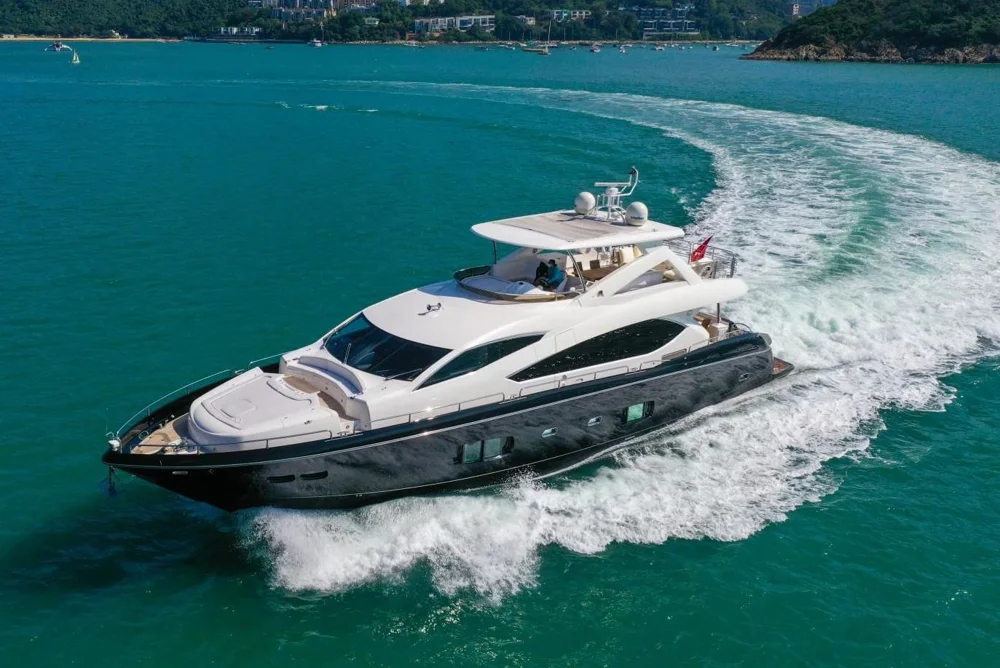 BoatPhoto.coverAlt