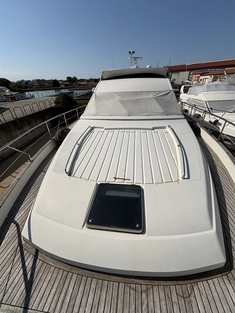 BoatPhoto.alt