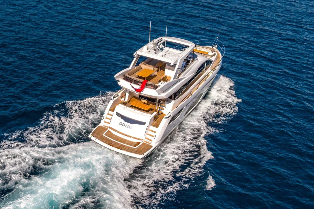 BoatPhoto.alt