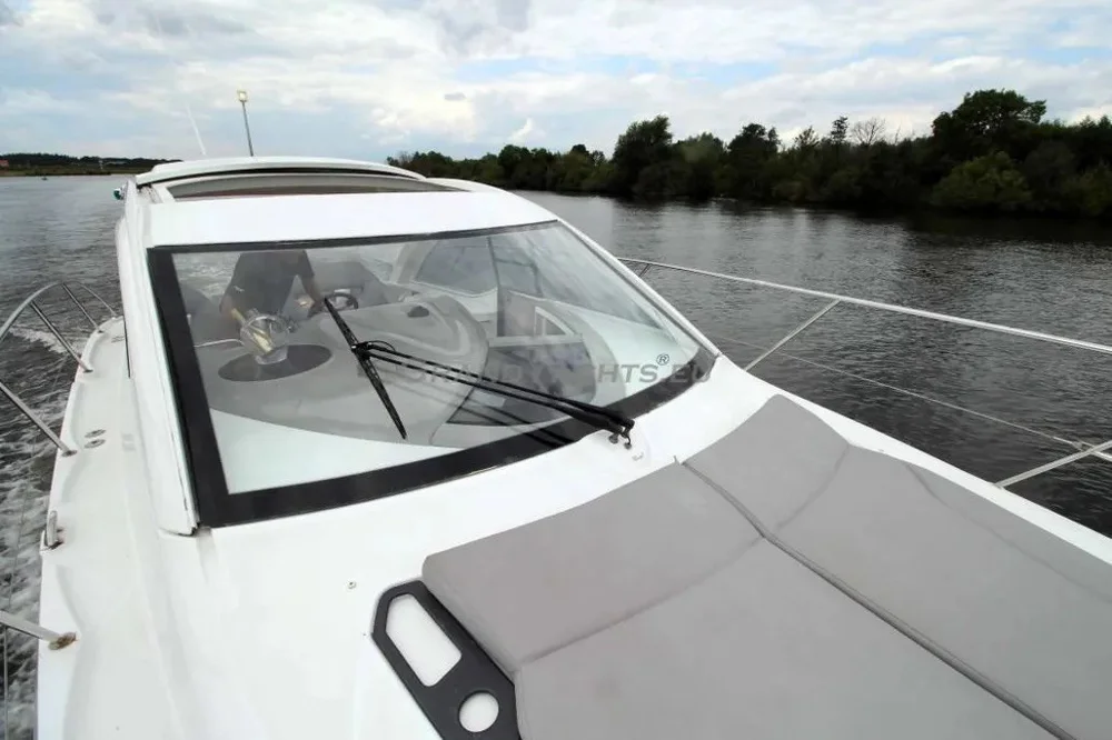 BoatPhoto.alt