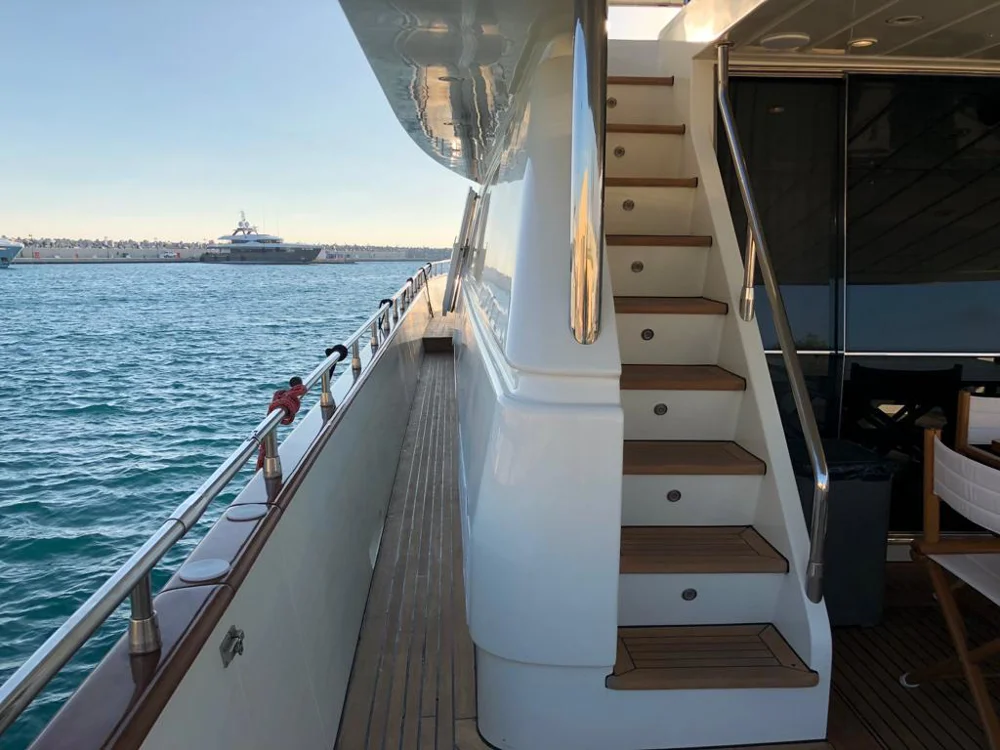 BoatPhoto.alt