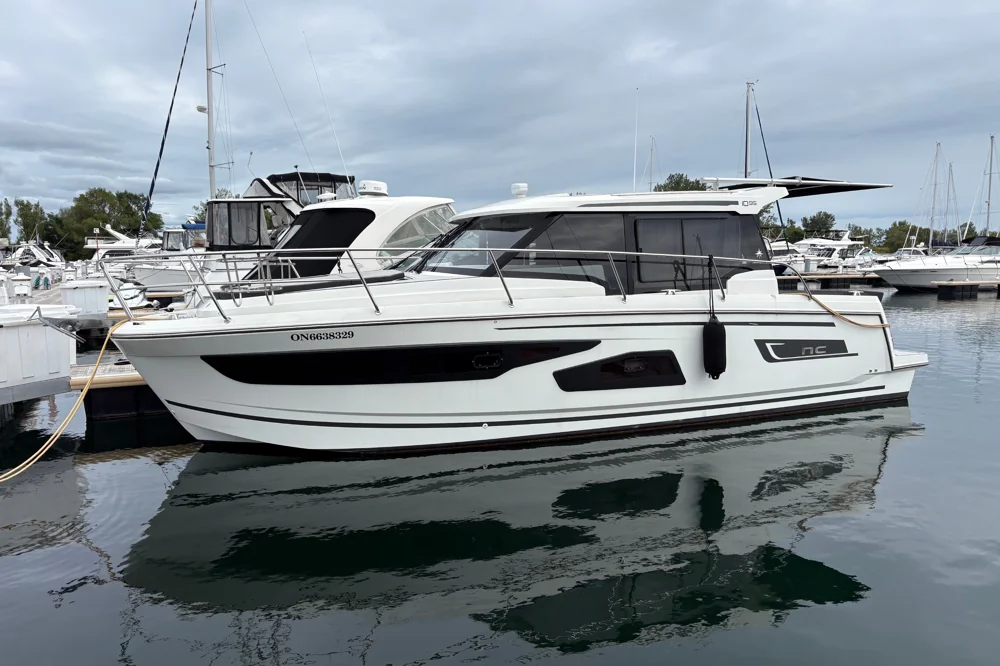BoatPhoto.coverAlt