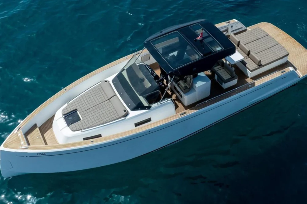 BoatPhoto.alt