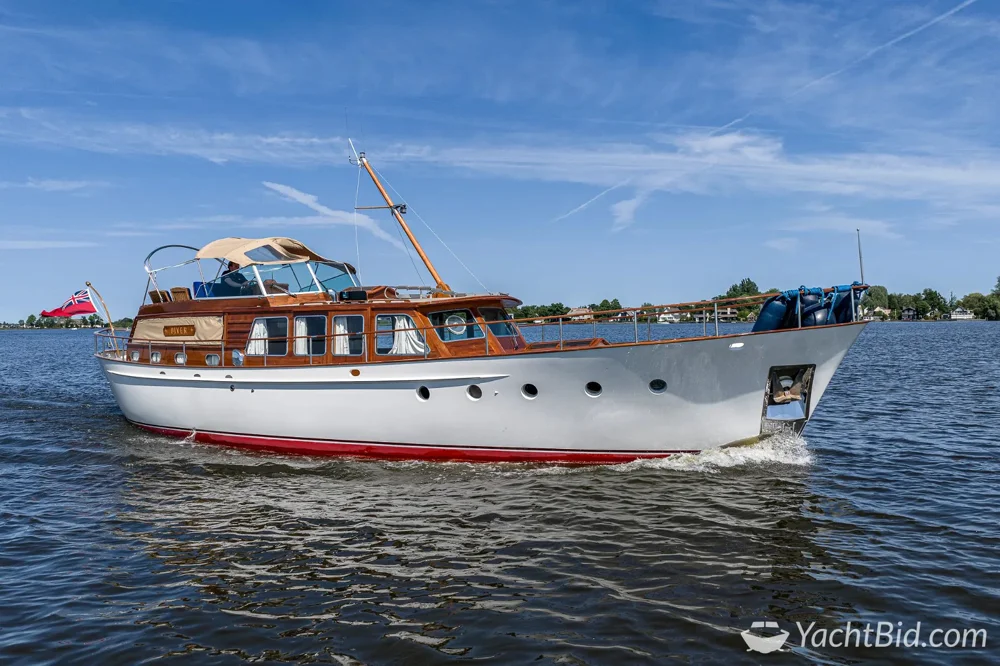 BoatPhoto.alt