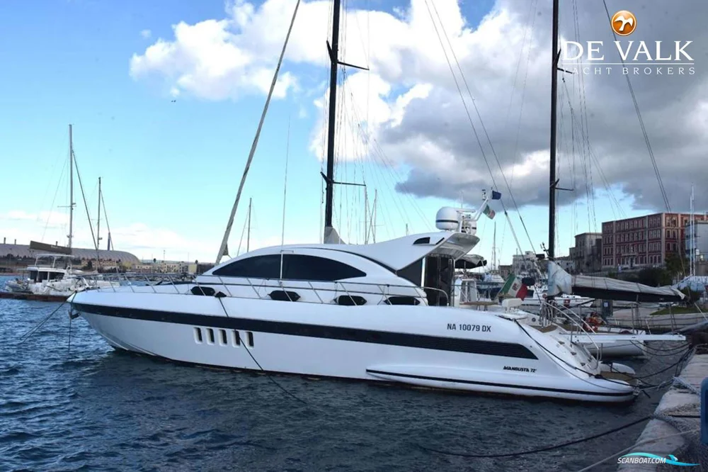 2002 Mangusta Superyachts Mangusta 72 for sale in Italy, photo 2 of 5