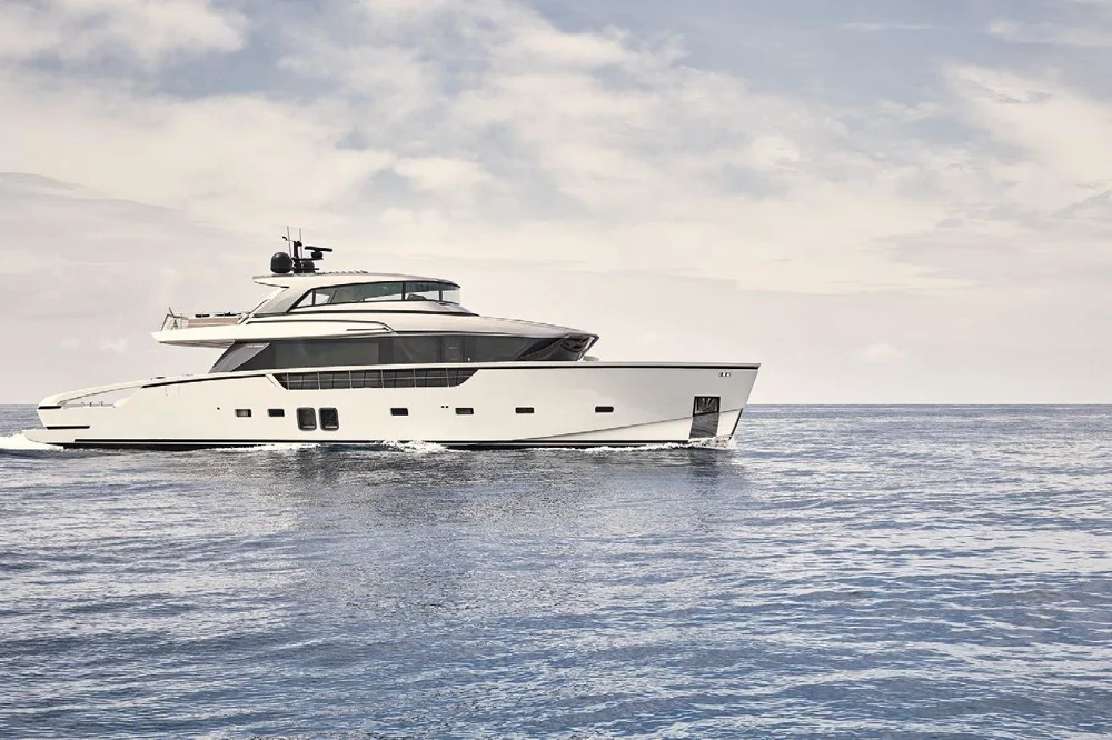 BoatPhoto.coverAlt