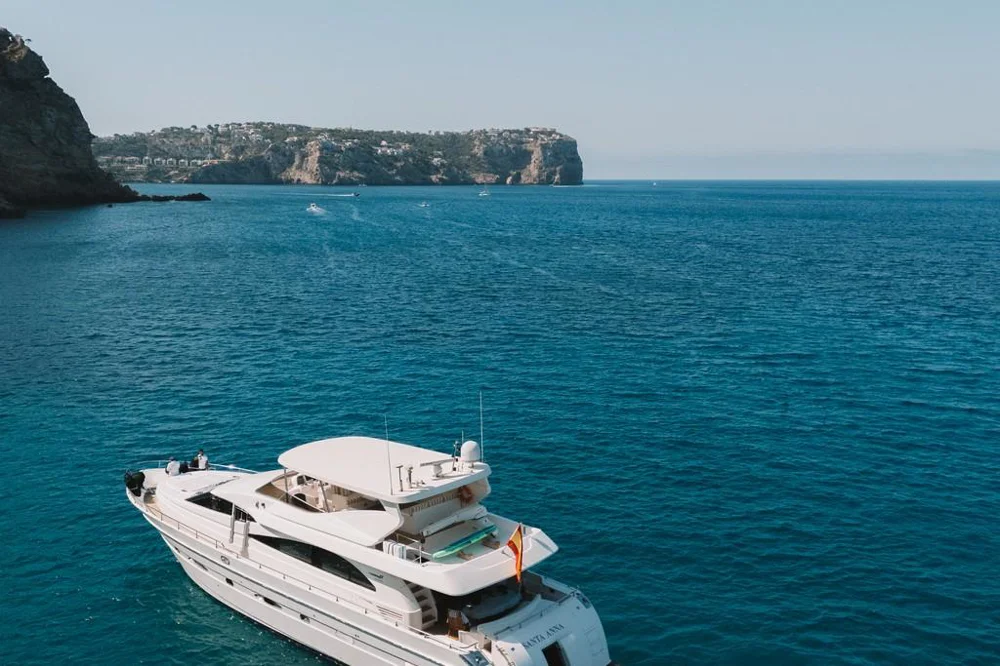BoatPhoto.alt