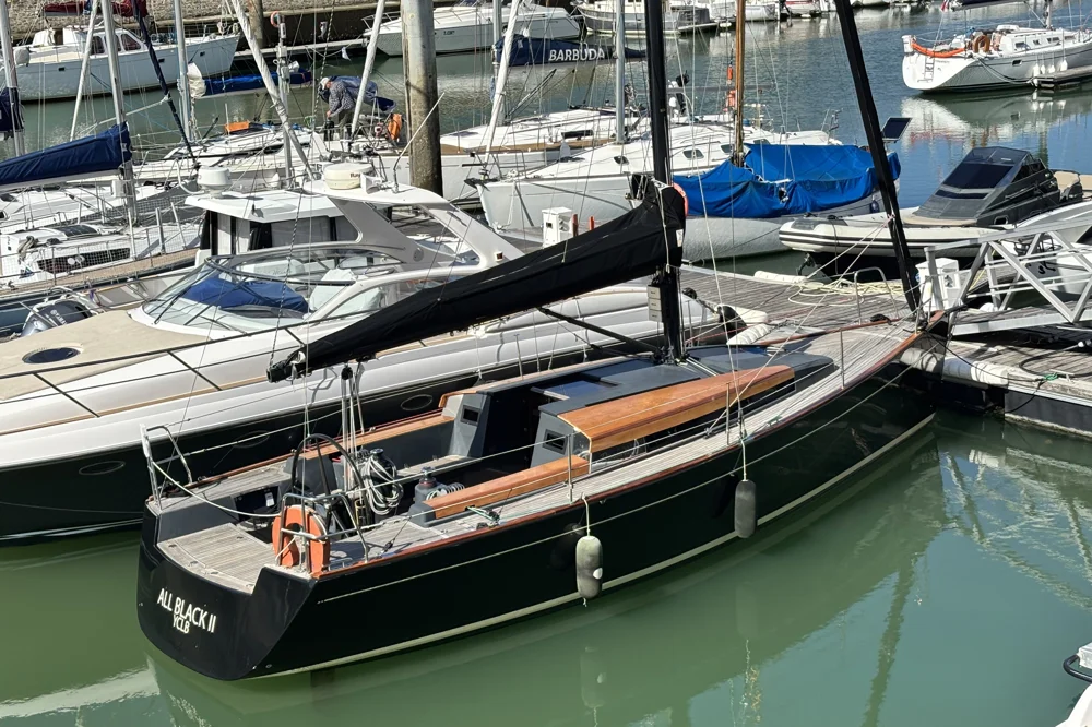 BoatPhoto.alt