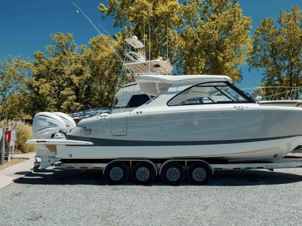 BoatPhoto.coverAlt