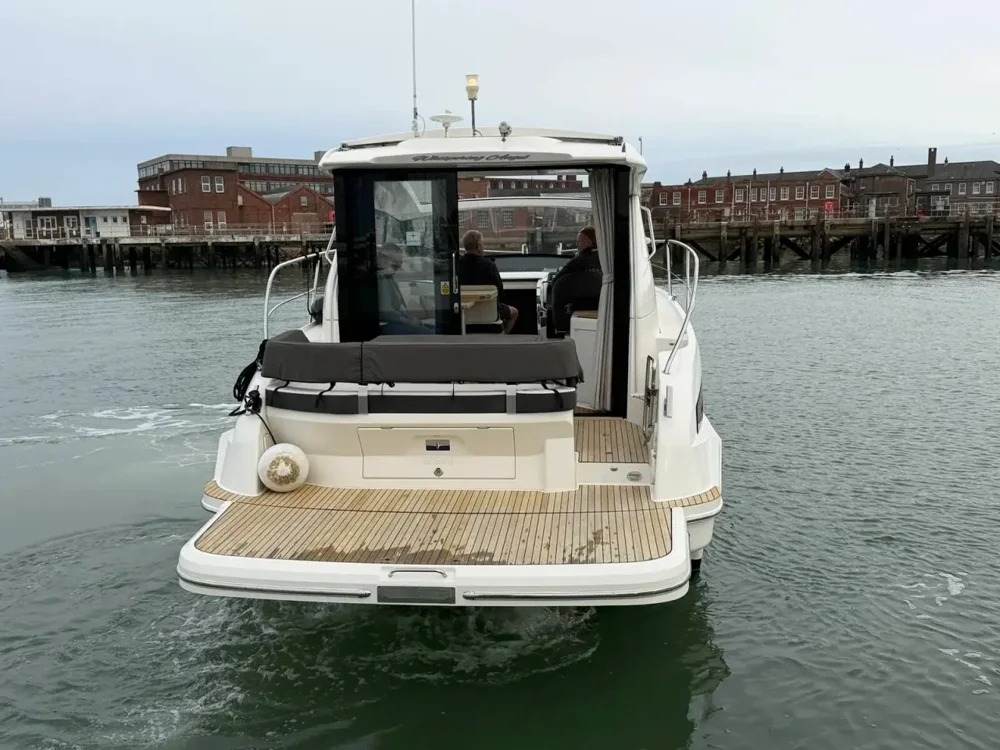 BoatPhoto.alt