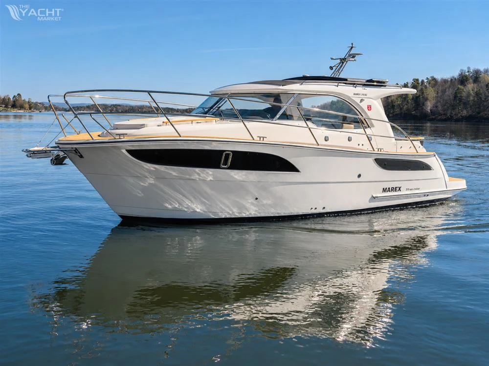BoatPhoto.coverAlt